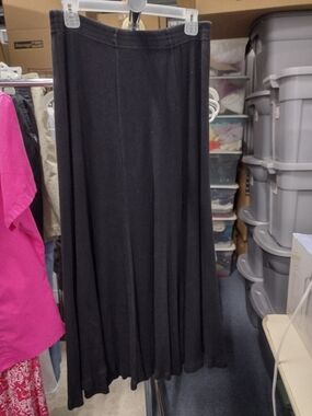Liz Claiborne Black Maxi Skirt with Flowing Panels